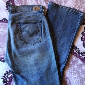 Levi’s 515 Bootcut Jeans
